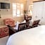 Admiralty Beach House