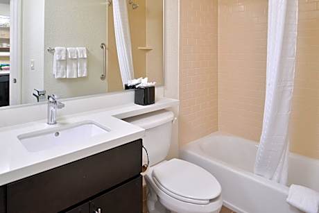 Studio Suite with Two Double Beds