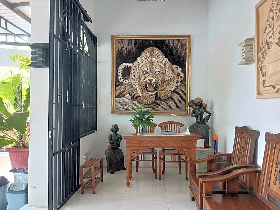 RedDoorz at Ndalem Eyyang Syariah Stasiun Klaten