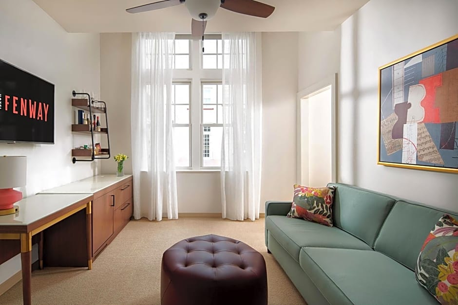 Fenway Hotel, Autograph Collection
