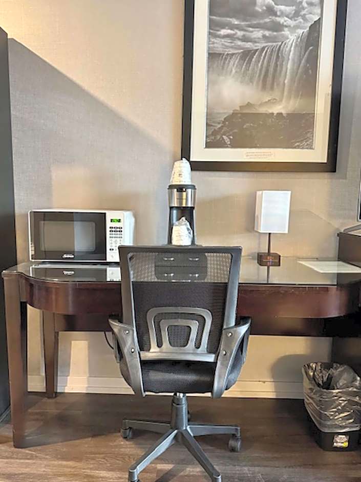 Big Bird Inn Wawa, SureStay Collection by Best Western