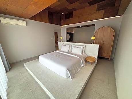 Suites with Balcony