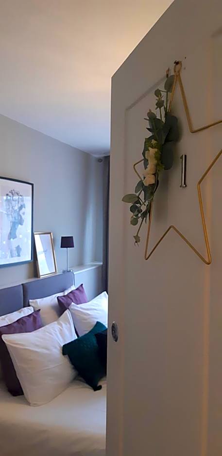 Sleep, Eat, Repeat Bed and Breakfast