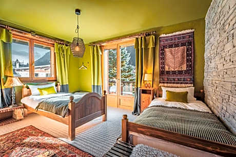 Twin Room with Mountain View