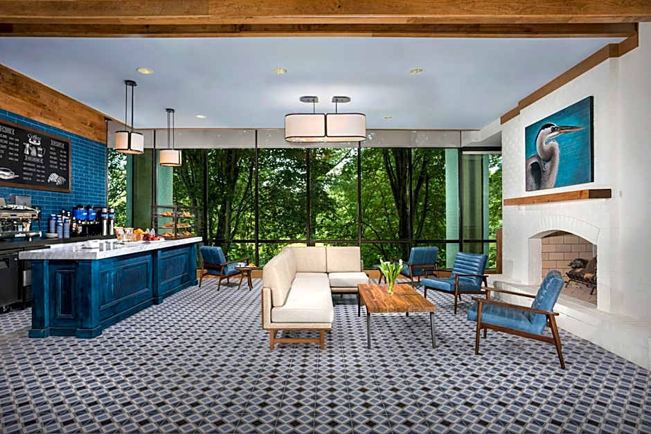 Merriweather Lakehouse Hotel, Autograph Collection