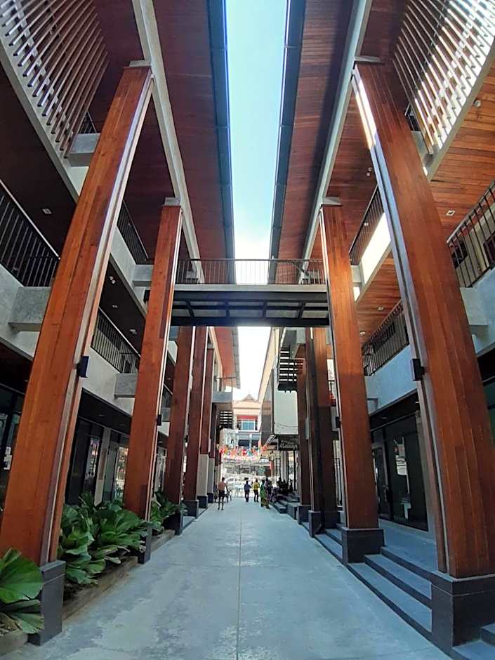 J4 Samui Hotel - SHA Plus