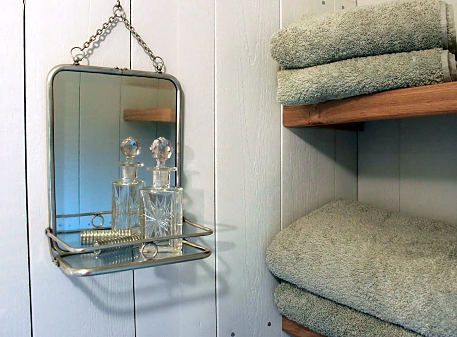 The Parlour, for Alton Towers & the Peak District