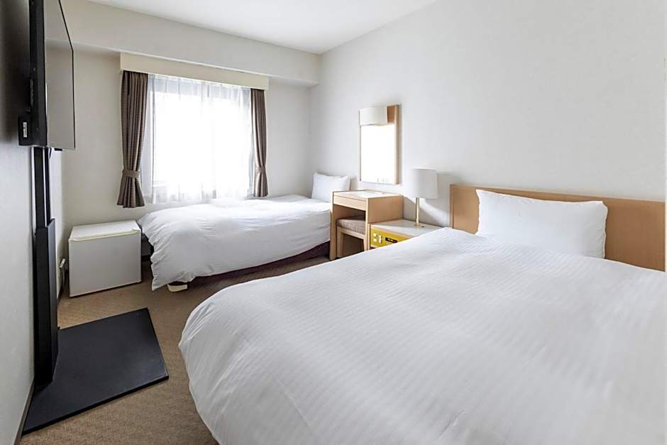 Photo 1 of 19 of Economy 2 Beds