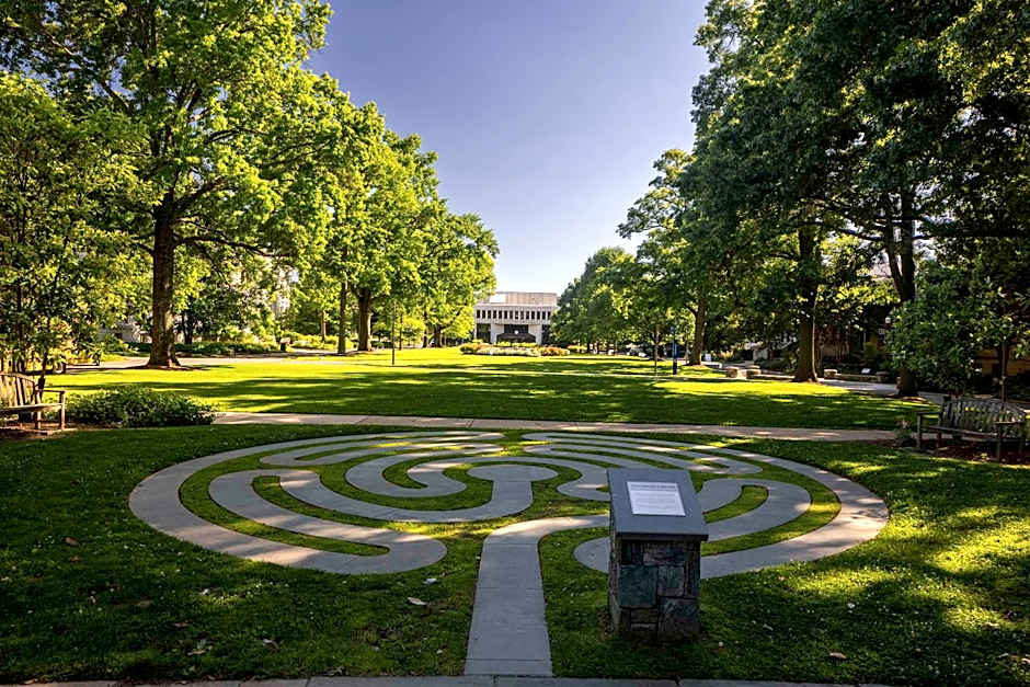 Hilton Garden Inn Bethesda Downtown