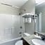 Super 8 by Wyndham Liverpool/Clay/Syracuse Area