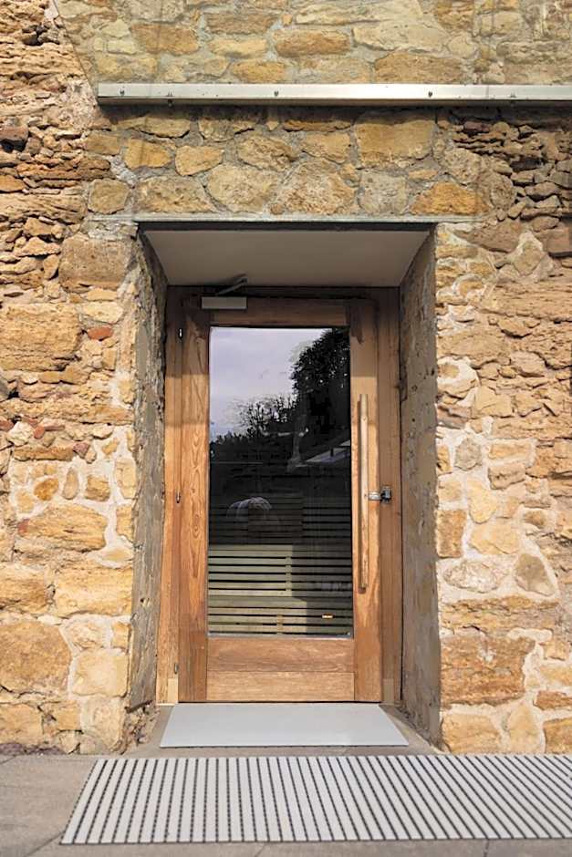 Kaiser von Österreich, Historik- und Thermalhotel