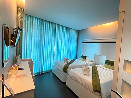 Deluxe Double or Twin Room