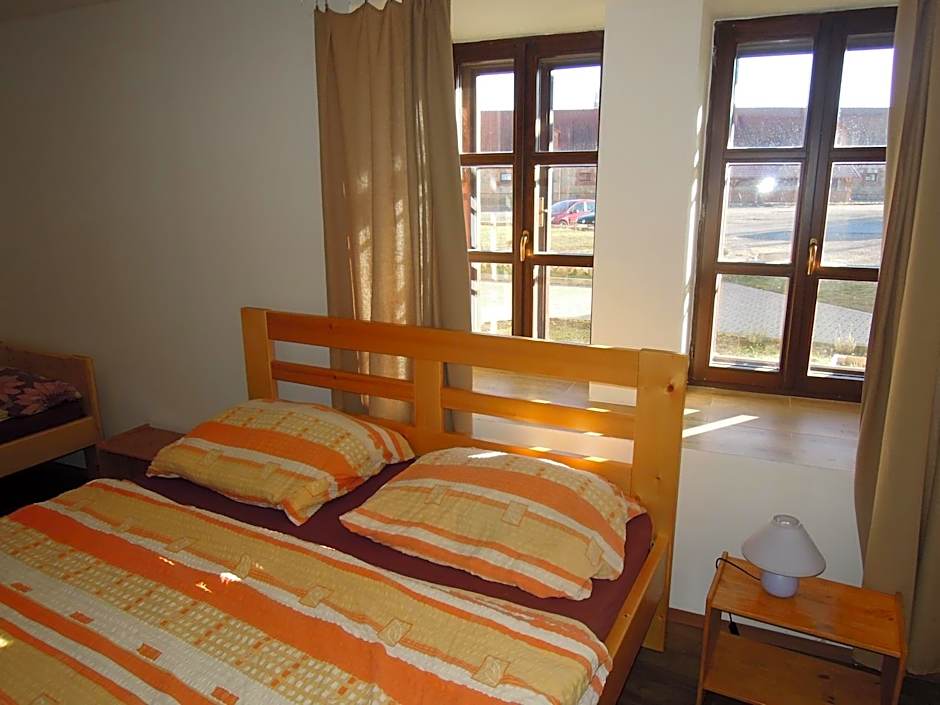 Penzion Zámek Drahonice