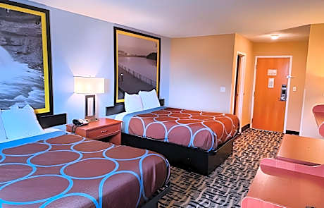 1 Queen Bed Suite Non-Smoking