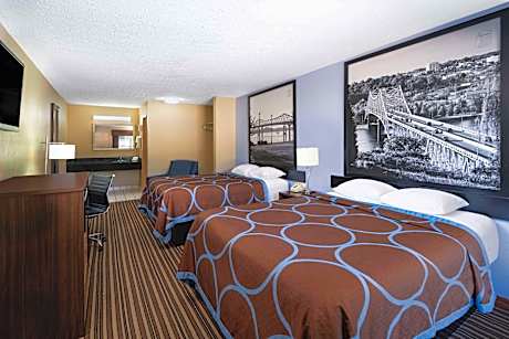 Queen Room with Two Queen Beds - Smoking