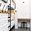 Saintlo Ottawa Jail Hostel