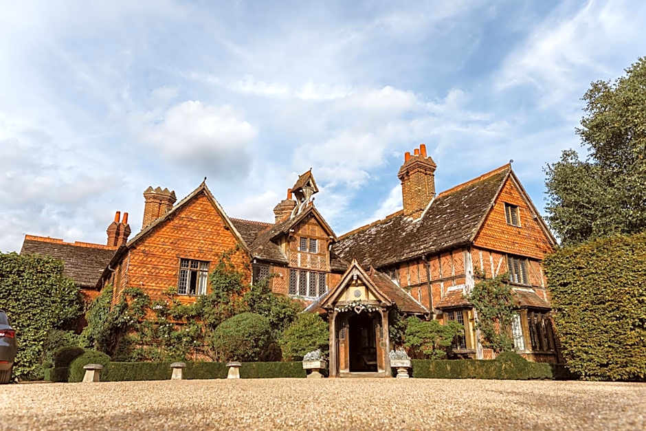 Langshott Manor - Luxury Hotel Gatwick