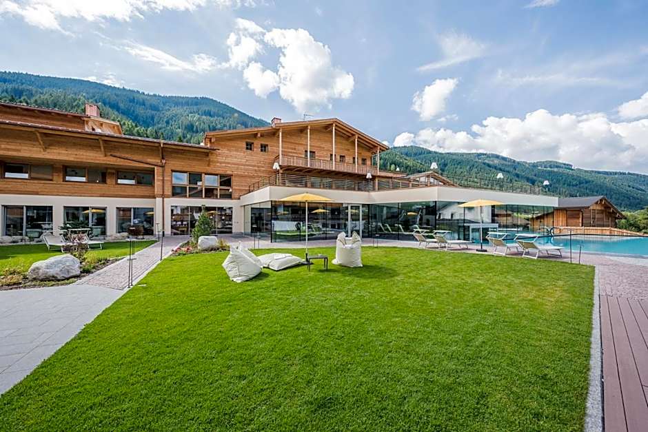 Alpine Nature Hotel Stoll