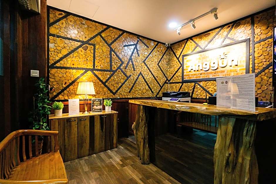 Anggun Hotel