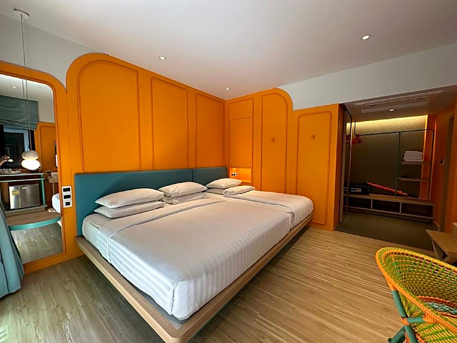 Photo 1 of 3 of Luxury
