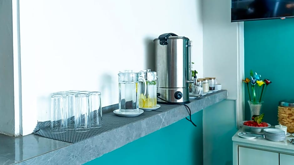 Elephant Inn and Suite by Sajiwa