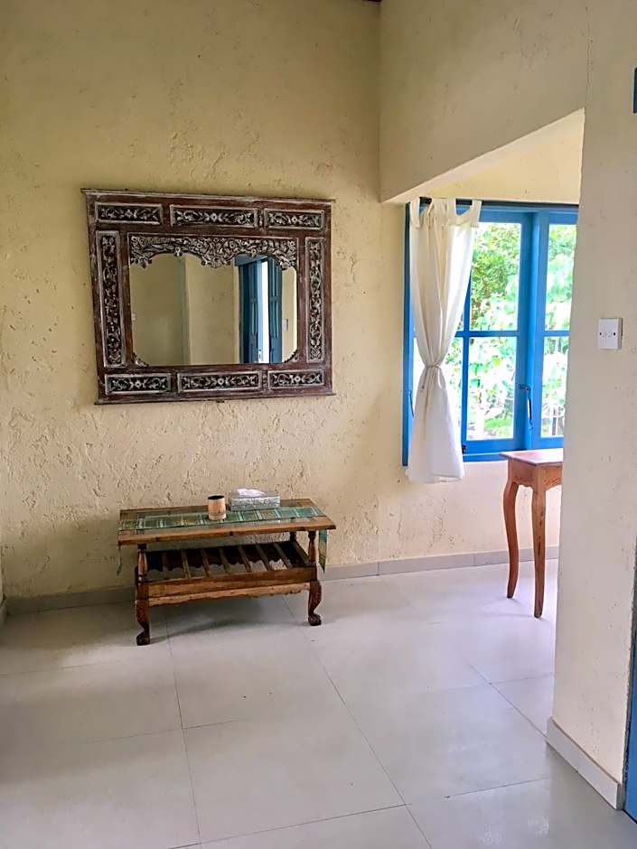 Amrita Villa Sidemen