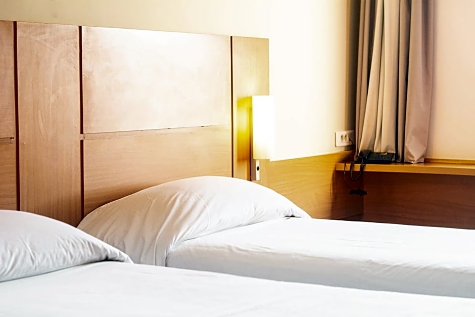 Ibis Meknes Hotel
