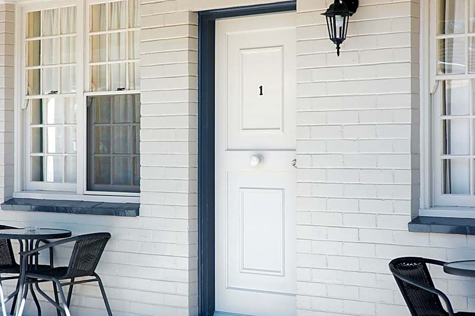 Colonial Terrace Motor Inn