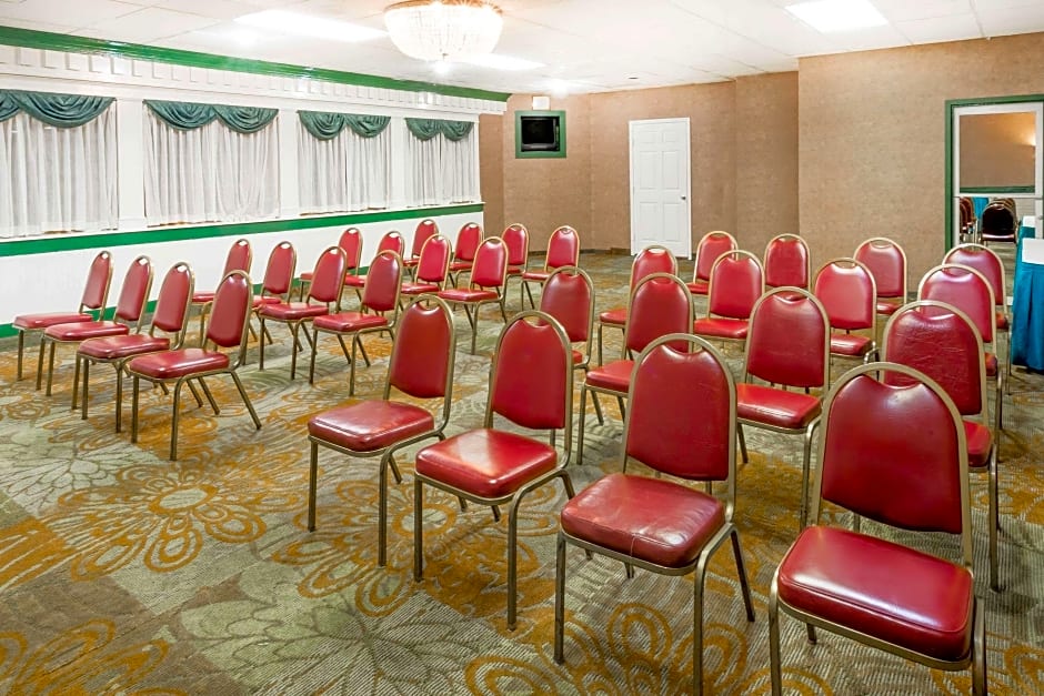 Ramada Roanoke – Roanoke, VA