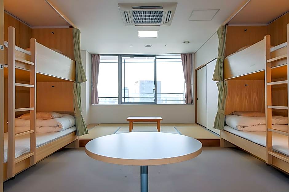 Shin Osaka Youth Hostel