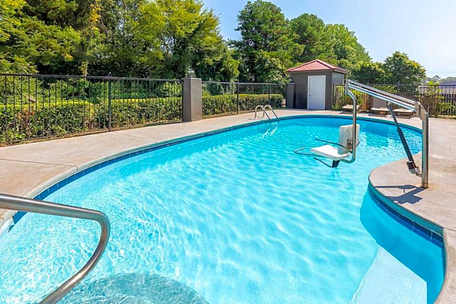 La Quinta Inn & Suites by Wyndham Decatur