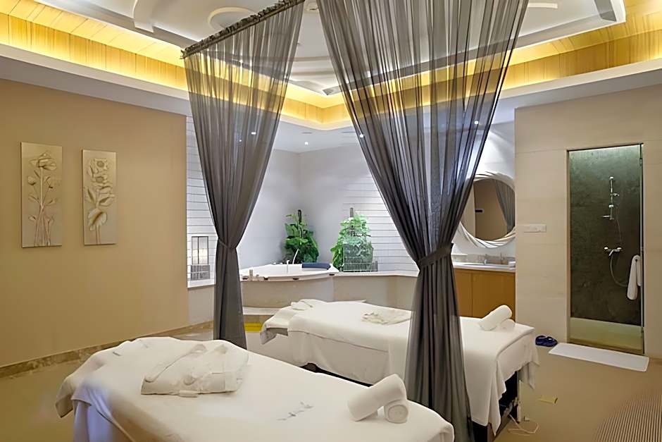 Crowne Plaza Foshan By IHG