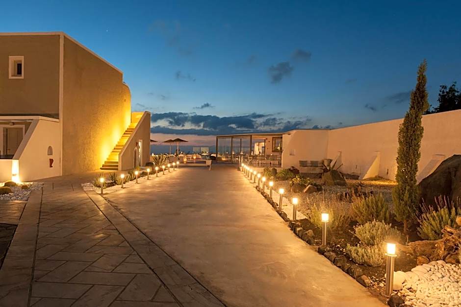 Caldera's Dolphin Suites