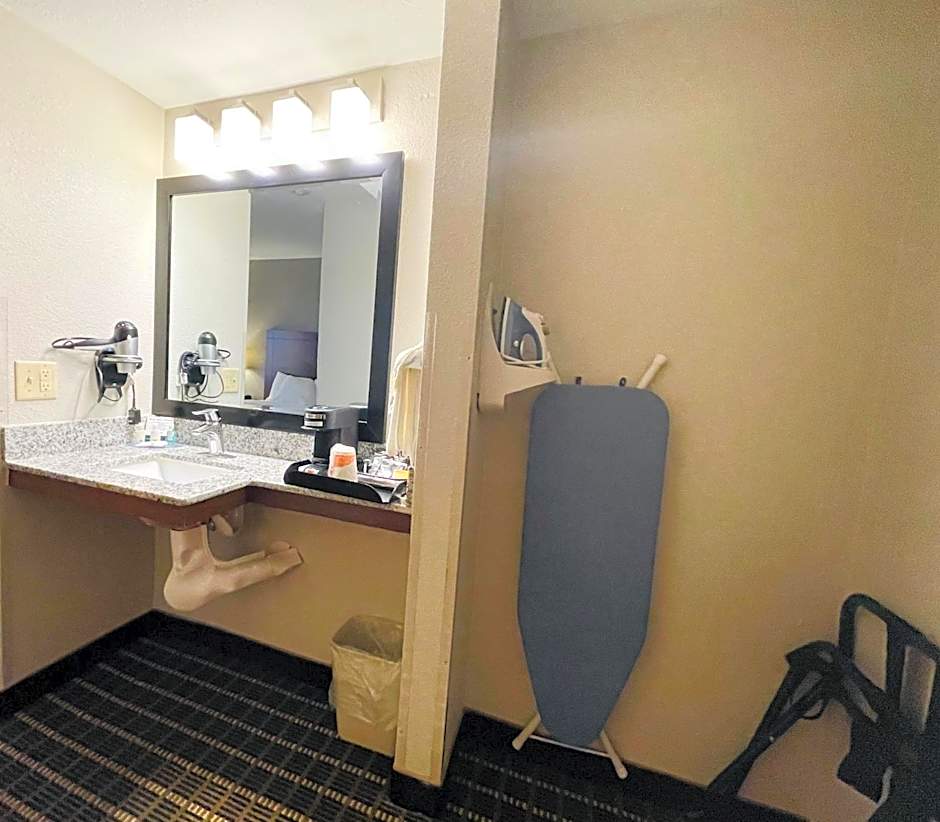 Quality Inn Madison West