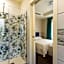 LUAL Bleisure Hotel
