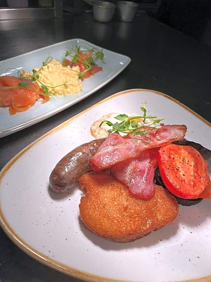 Cat and Custard Pot Inn