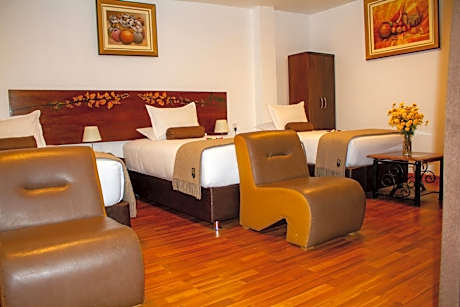 Triple Room with Private Bathroom