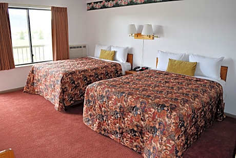 Queen Room with Two Queen Beds - Non-Smoking