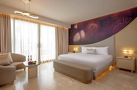 Beloved Pool View Jacuzzi Suite