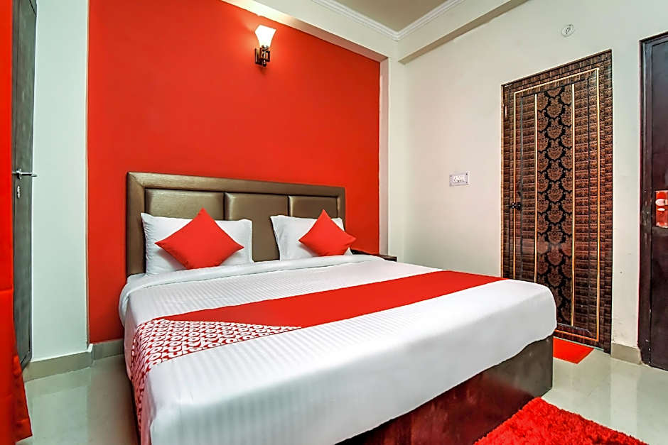 Apple Pie By OYO Rooms – Noida, DC