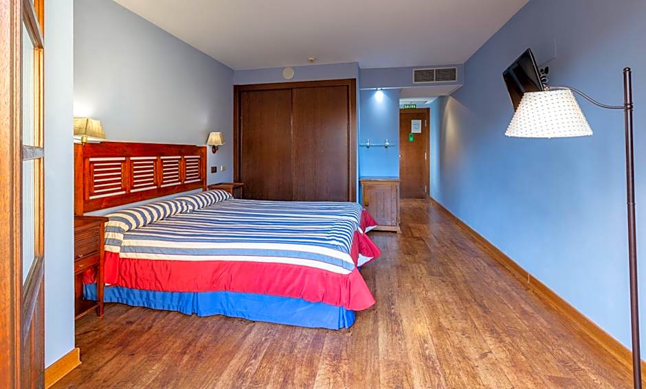 Palacio de Pujadas by MIJ