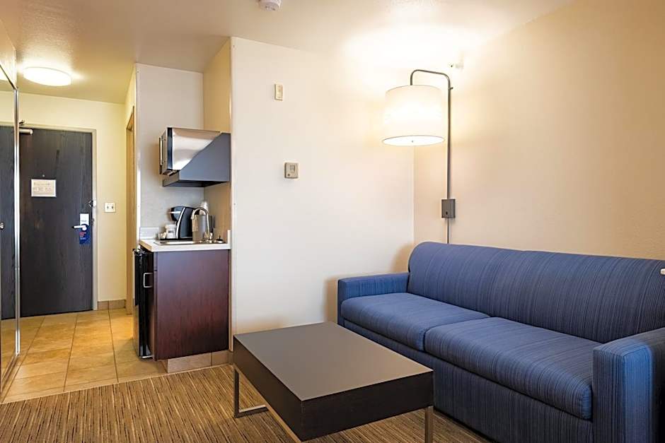 Holiday Inn Express Hotel & Suites Evanston By IHG