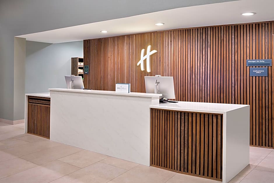 Holiday Inn Gonzales by IHG