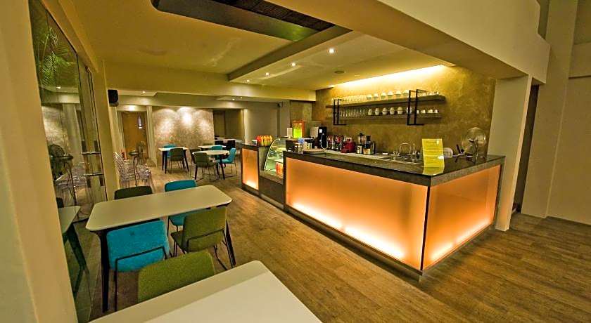 Riverside Boutique Guesthouse