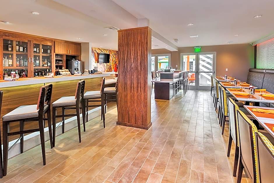 Hotel Indigo Anaheim By IHG