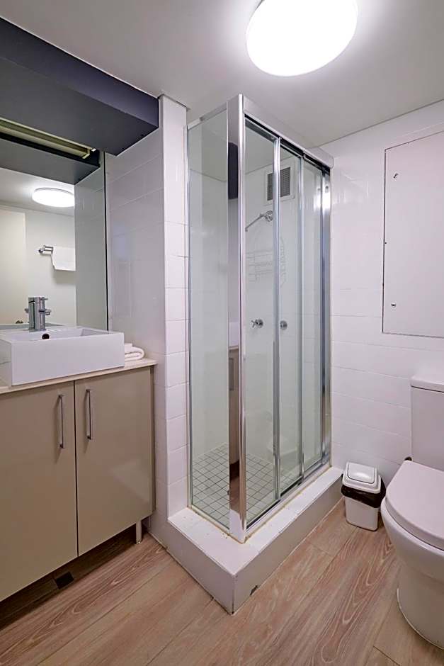 River Plaza Apartments