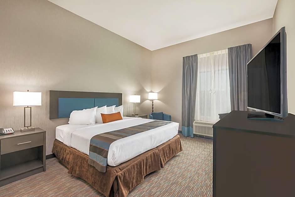 Photo 1 of 1 of 1 King Bed, Mobility Accessible