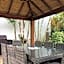 Burleigh Palms Holiday Apartments