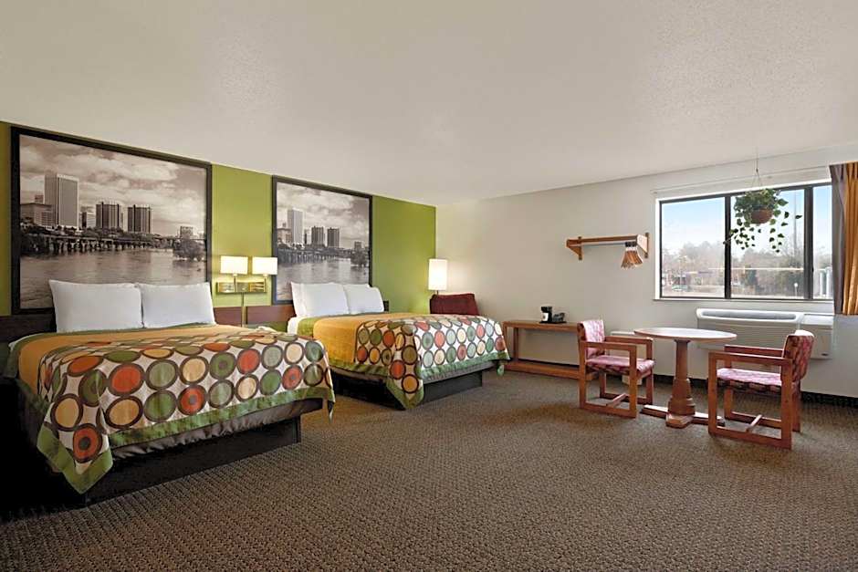 Super 8 by Wyndham Richmond/Chamberlayne Rd