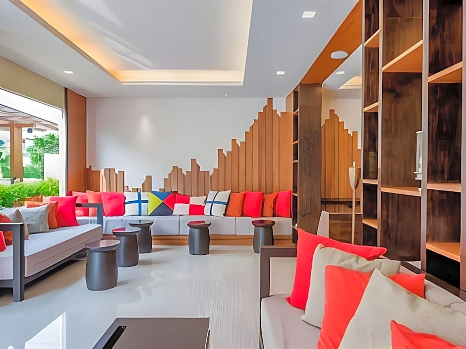 The Pelican Residence & Suites Krabi